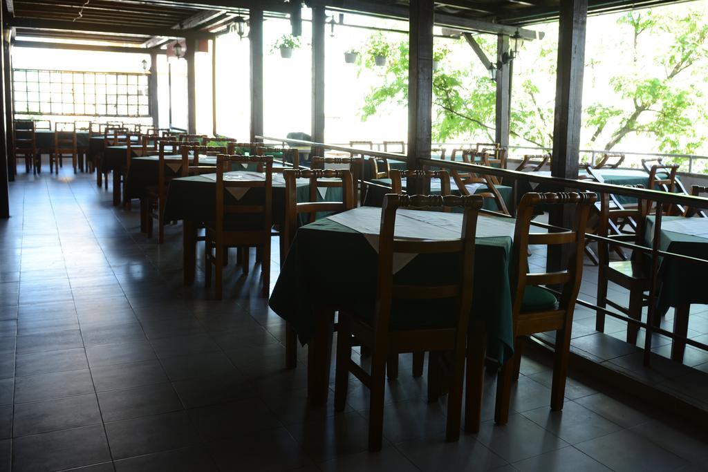 Hotel Select Tulcea Exterior photo